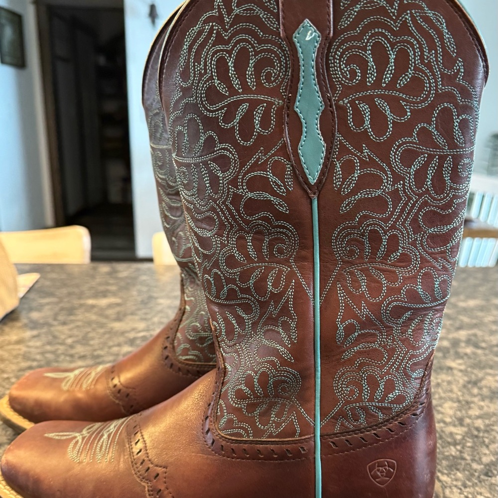 Women’s Ariat western boot - Picture 7 of 8